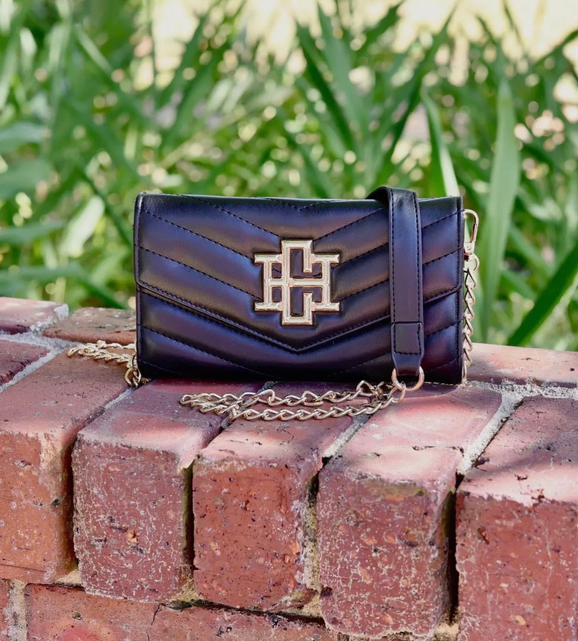 Carlington Clutch/ Crossbody